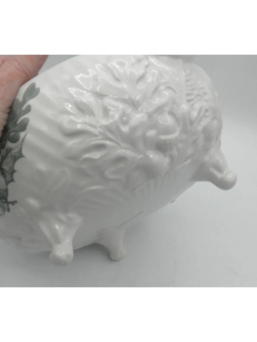 Aradia Footed Covered Embossed Serving Bowl with Handles Portugal Ceramic Acorns